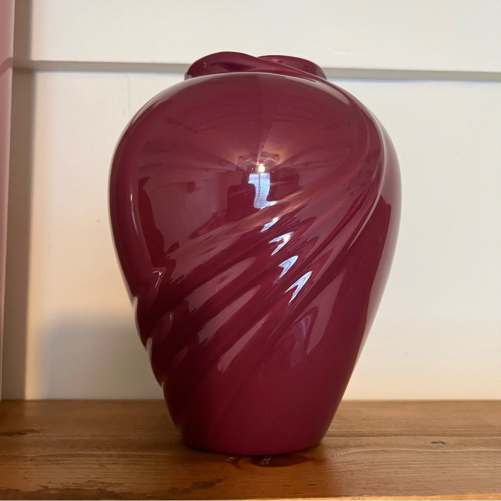 Vintage Haeger Pottery 7.5" Deep Red Maroon Art Deco Vase #919